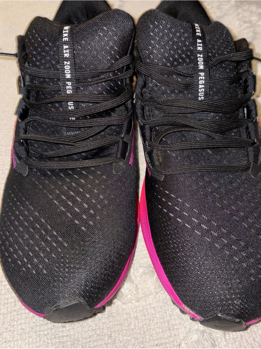 Nike Black Running Sneakers with Pink Swoosh and Magenta Trim - Picture 2 of 3